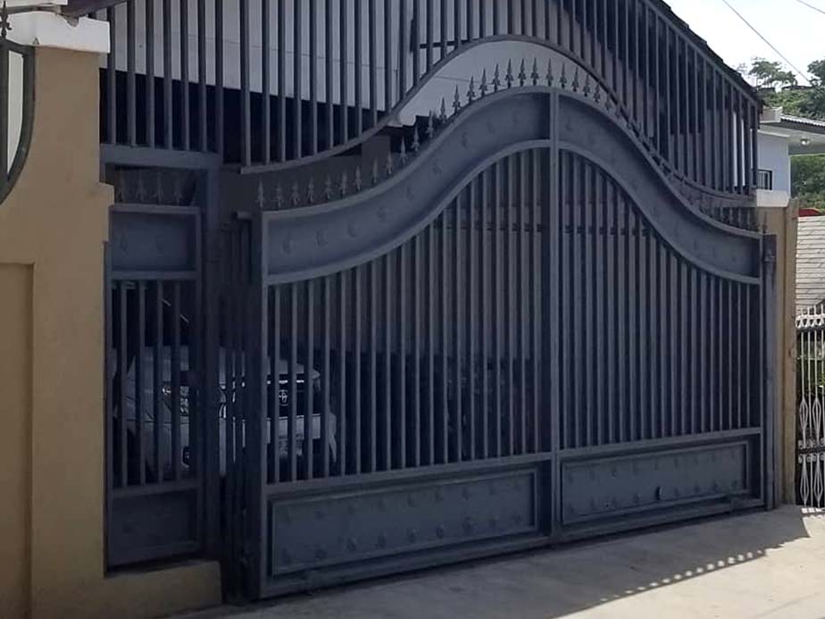 Fence Gates in Indianapolis Indiana