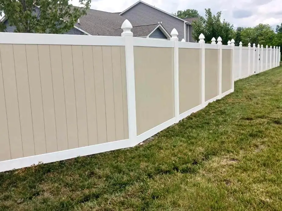 Wanamaker Indiana vinyl privacy fencing